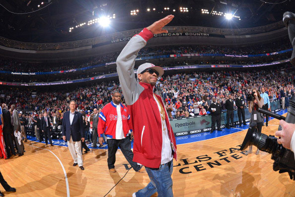 邓卓翔：全队在训练中都非常投入，希望奉献一场精彩的比赛（邓卓翔：全员训练投入，力争奉献精彩一战）