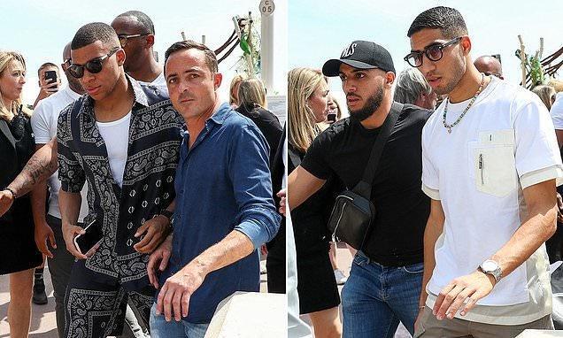 图片报：法比奥-席尔瓦渴望参加世界杯，正推动冬窗离开多特（图片报：为圆世界杯梦想，法比奥-席尔瓦希望冬窗离开多特）