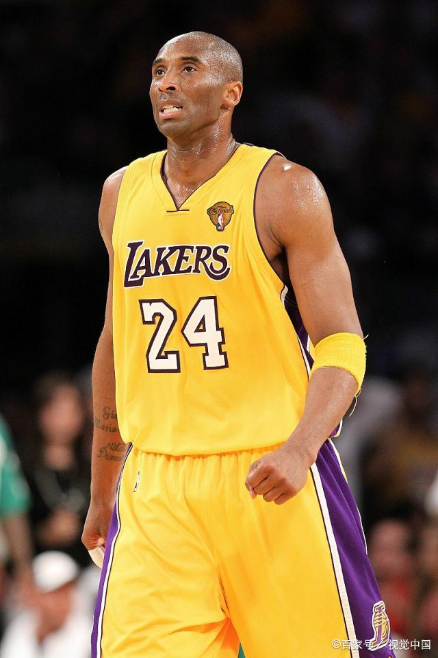 詹姆斯关键助攻锁定胜利（詹姆斯致命传球终结悬念）