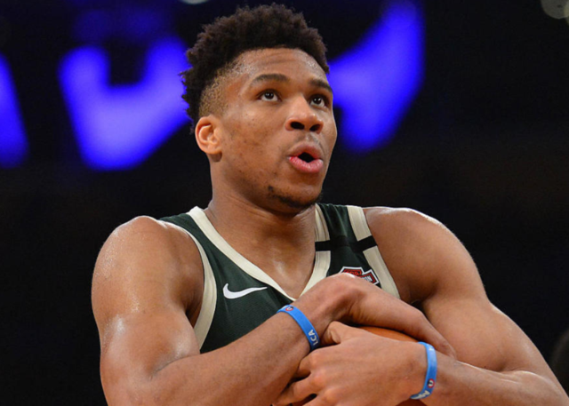 法比奥谈联赛全勤：我坚持自己的初心，登场时是100%的状态（法比奥：联赛全勤源于初心，上场即百分百状态）