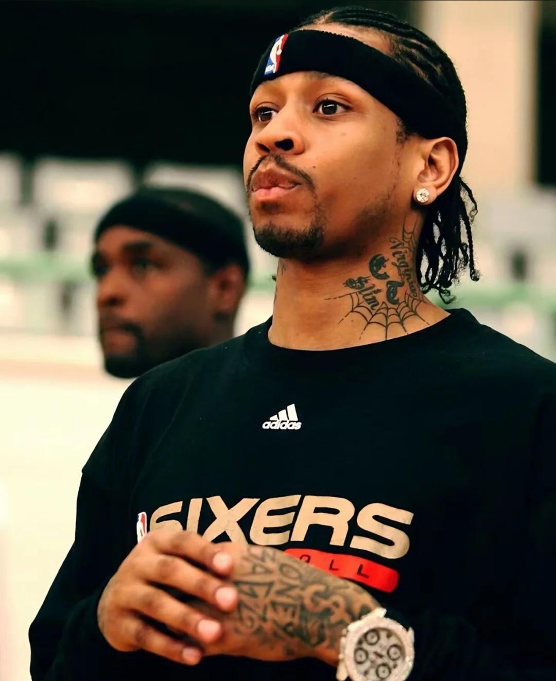 《在场外》视频栏目｜对话辽宁铁人：家乡、平常心和关于中超的明天（在场外特别视频：与辽宁铁人聊家乡、平常心及中超的未来）