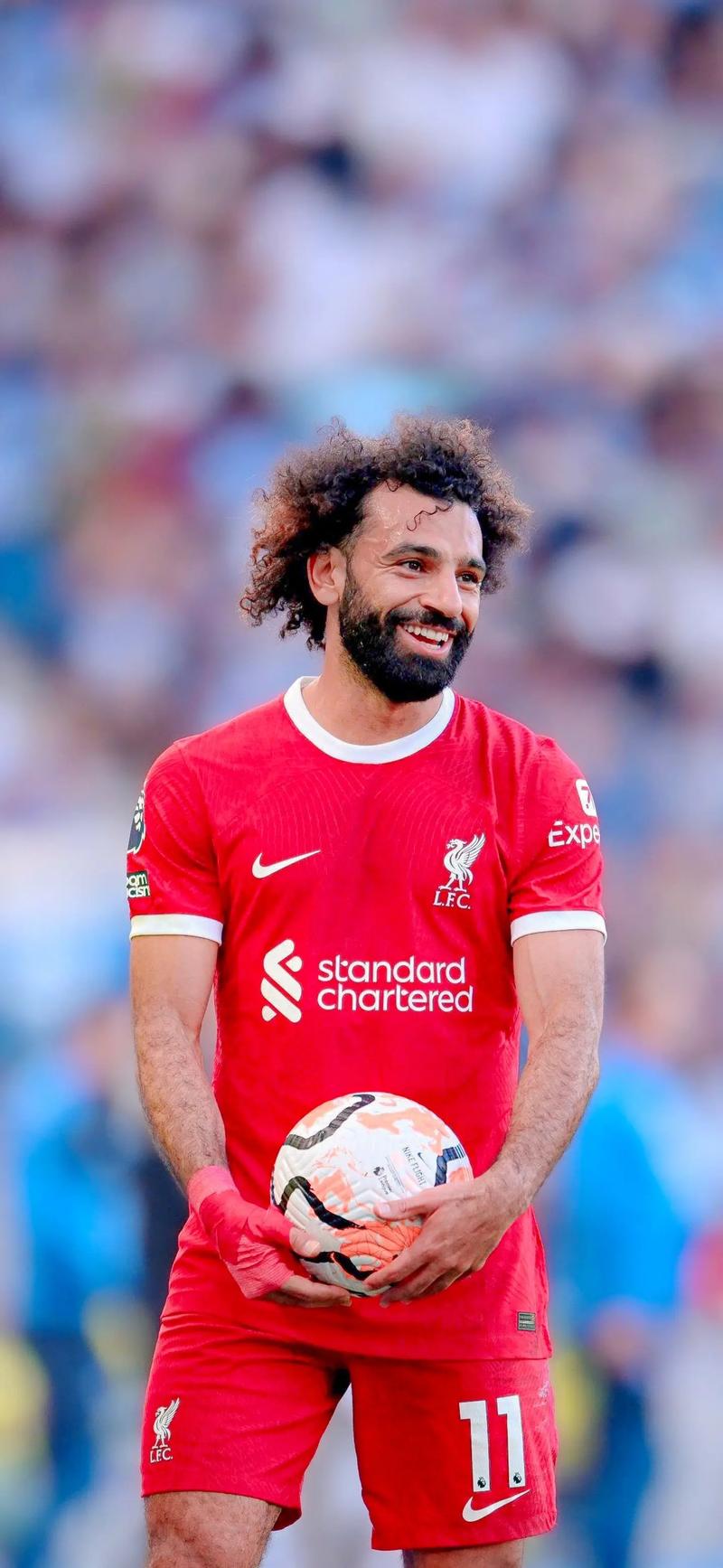 海港发文祝福奥斯卡：艰难时刻会过去，我们与功勋队长同在（海港声援奥斯卡：困境终将过去，功勋队长我们与你同在）