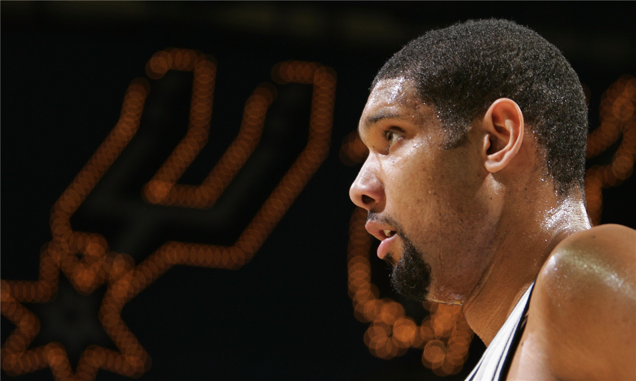 欧洲足球专家称赞瓦尔迪：他完美契合克雷莫内塞，能踢到41岁（欧洲足坛专家：瓦尔迪与克雷莫内塞是绝配，有望征战至41岁）