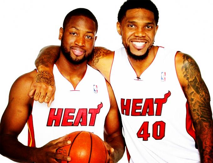 探索篮球的魅力——从丰田中心到篮球精神（追寻篮球之美：从丰田中心走向篮球精神）